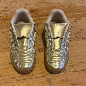 Kids Silver Sneakers